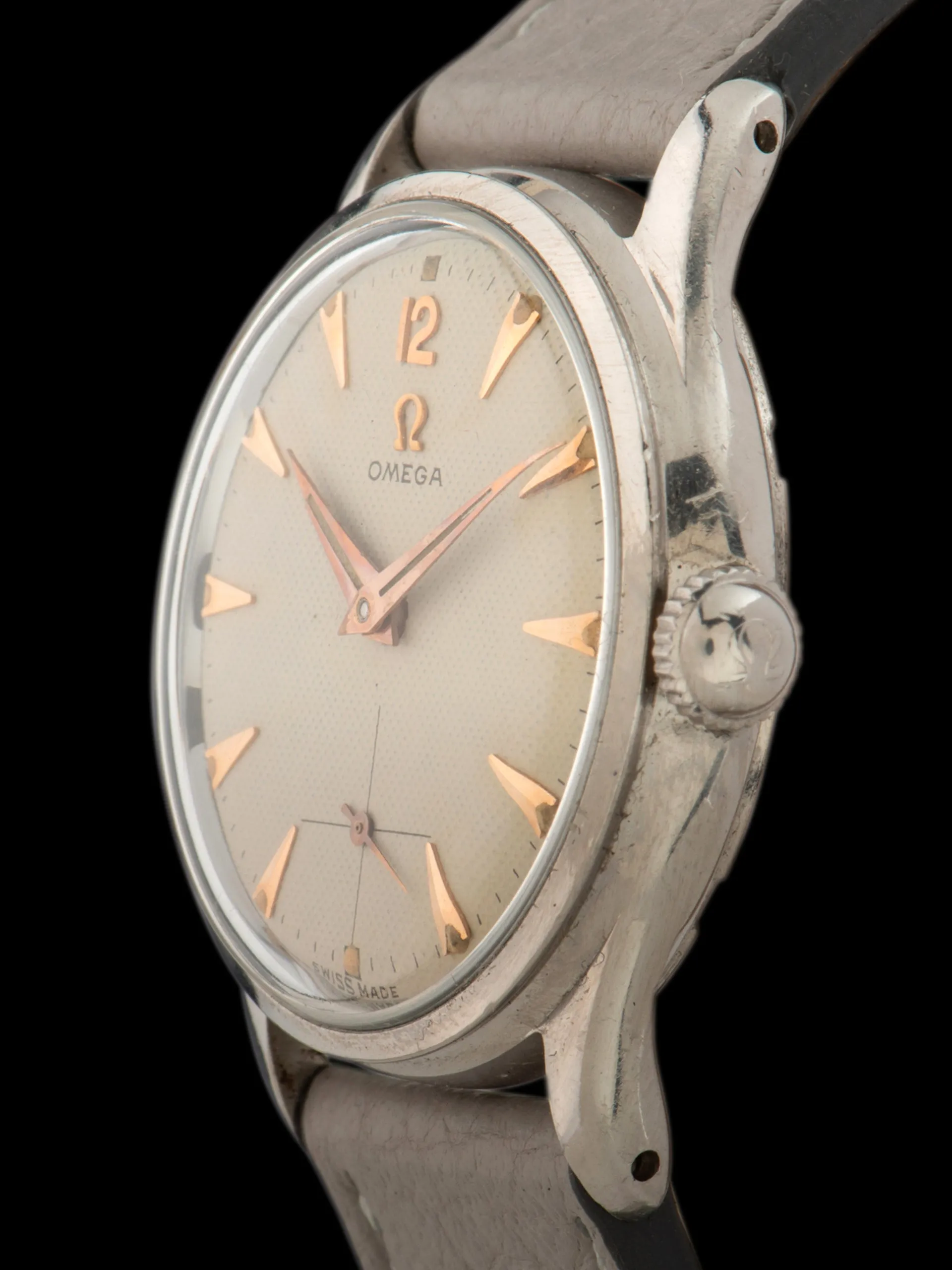 1950 Omega (Ref. 2691 1) "Honeycomb Dial" Cal. 410