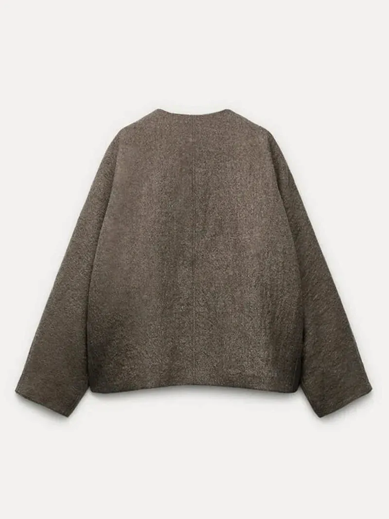 Chloe - Chic oversized blazer for minimalist style and comfort