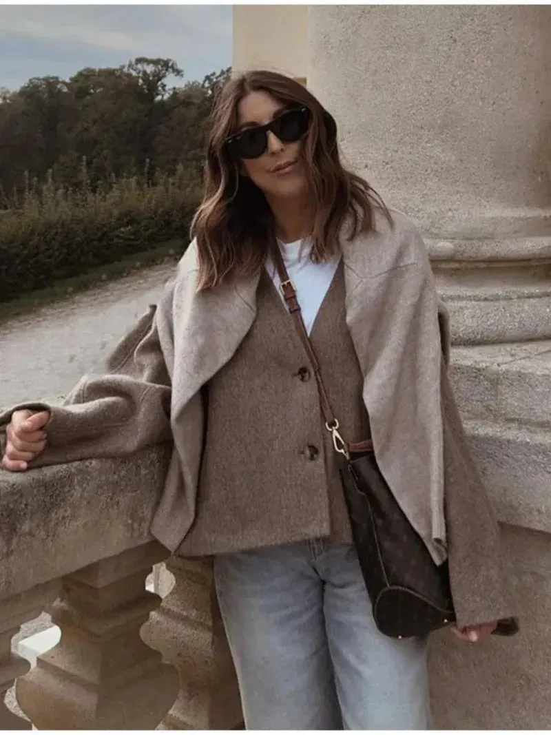 Chloe - Chic oversized blazer for minimalist style and comfort