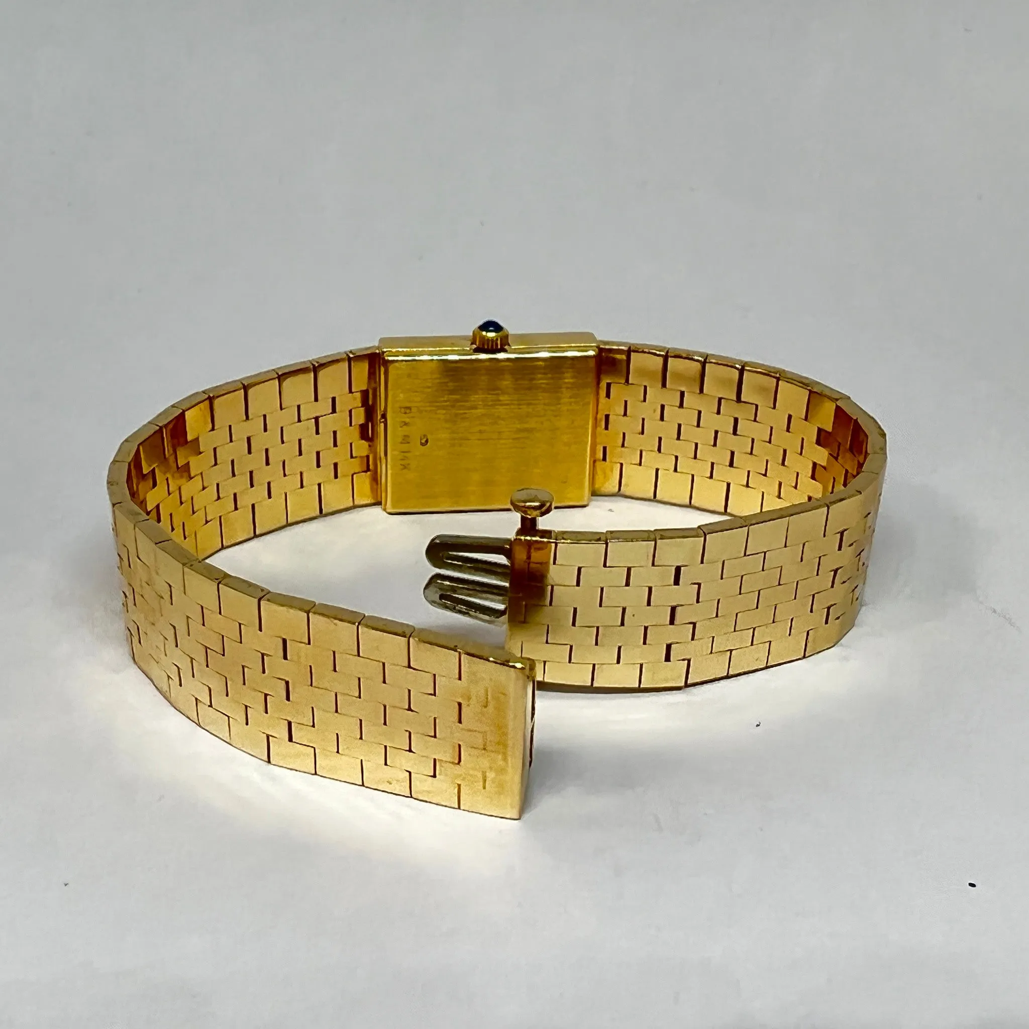 Pre-Owned Baume & Mercier 1980's Quartz 18K .6CTTW Diamonds 15x18mm Pre-Owned