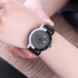 Rounding Dial Black & White Watch