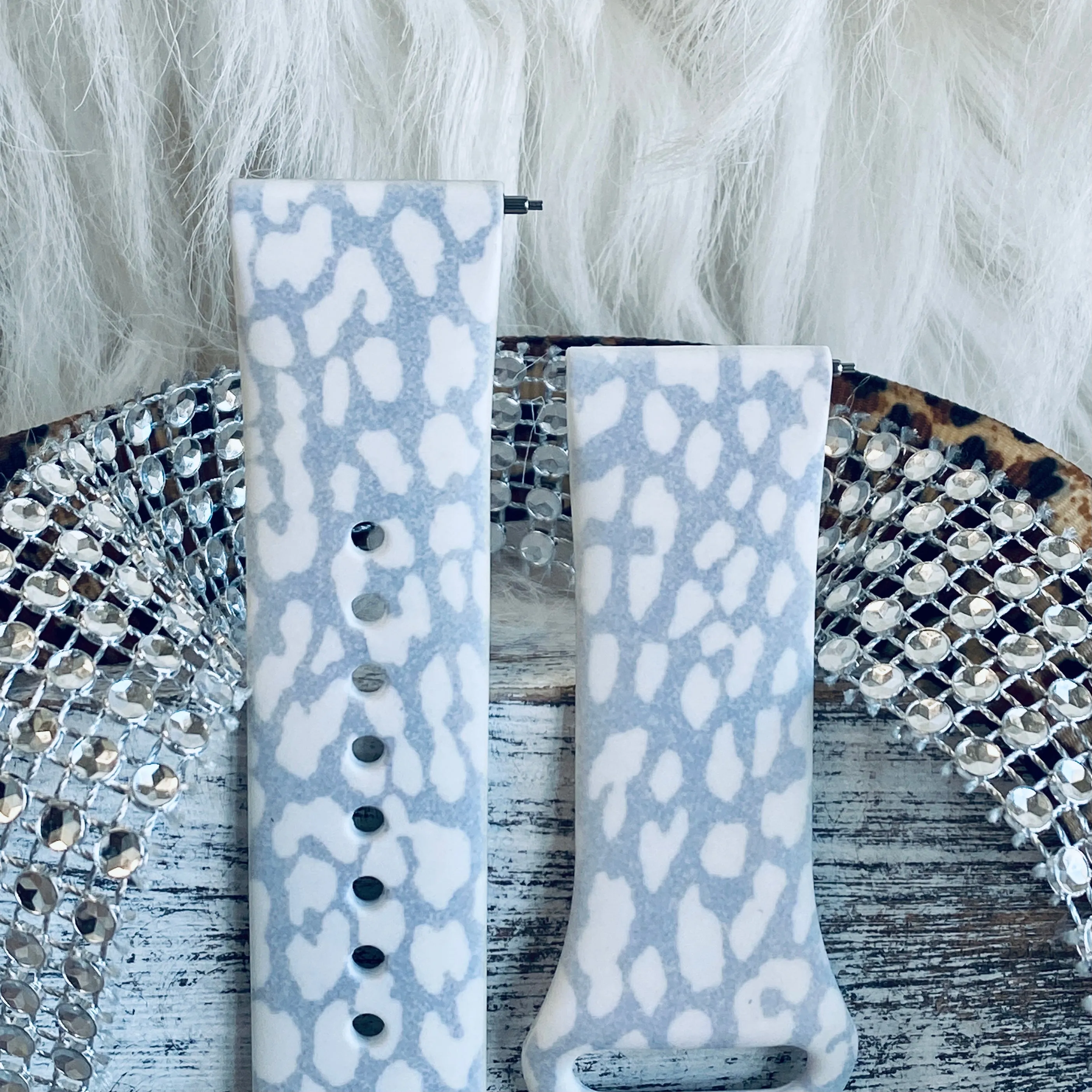 Snow Leopard Print Silicone Band For Fitbit Versa 1/2