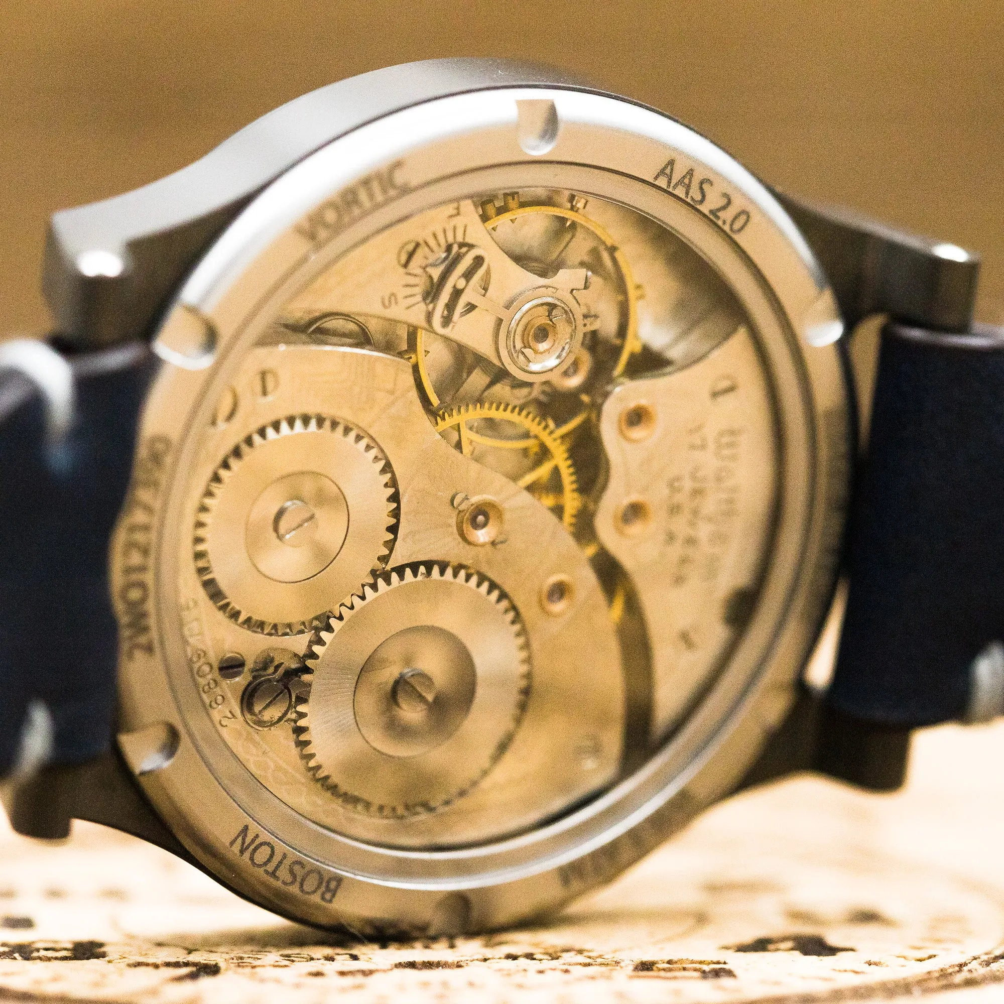 The Boston 390 (47mm)
