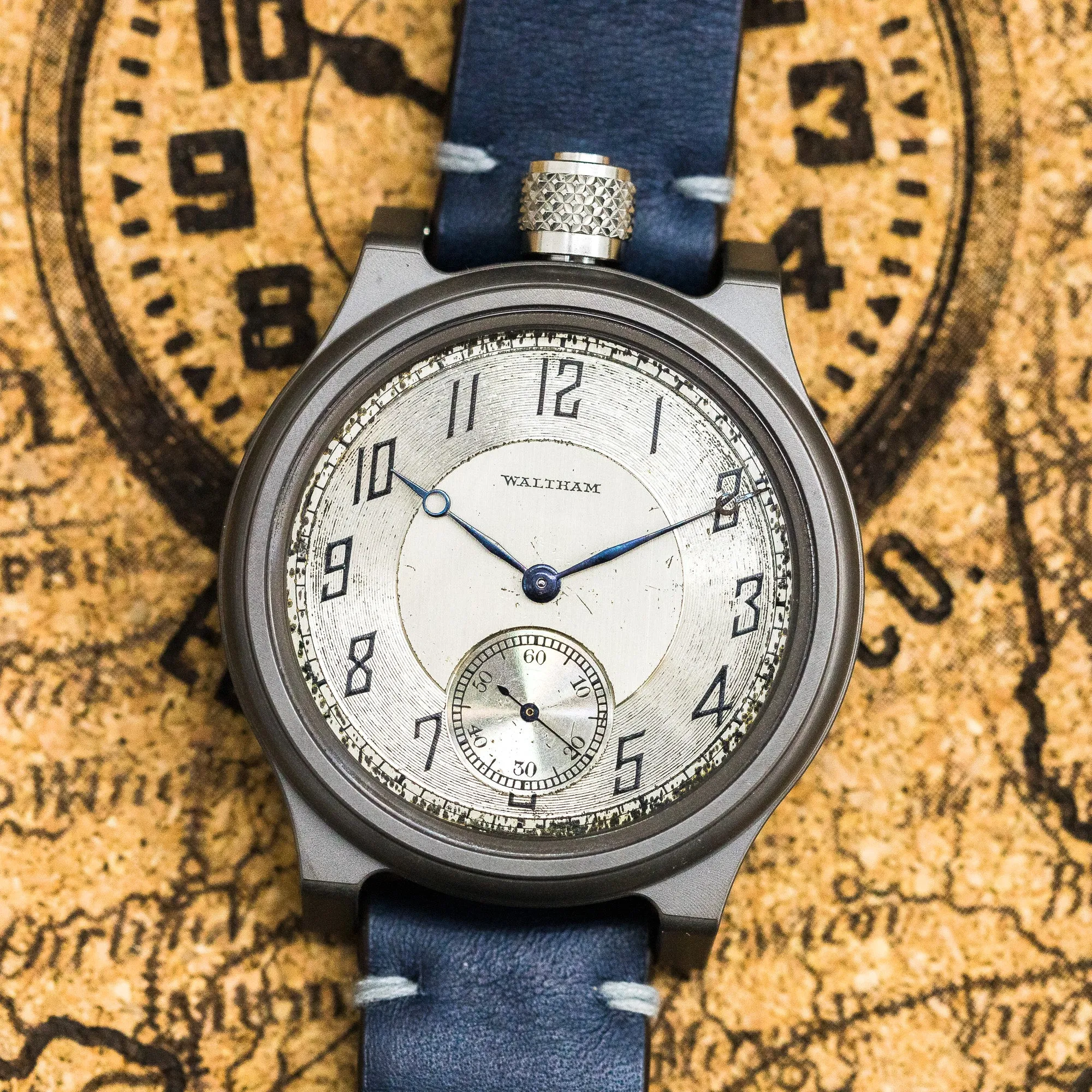 The Boston 390 (47mm)